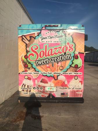 1996 Freight Liner Diesel | Soft Serve Ice Cream Truck for sale in Palm Coast, FL – photo 2