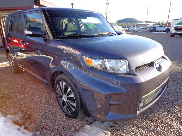 2011 TOYOTA SCION XB FWD GAS SAVER 5 SPD MANUAL CLEAN FUN CAR... for sale in Pinetop, AZ – photo 3