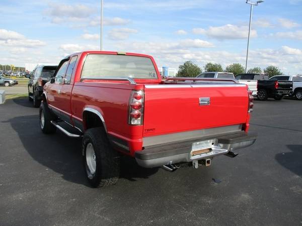 1990 Chevy Chevrolet C/K 2500 Silverado pickup Red - cars & trucks -... for sale in Goldsboro, NC – photo 5