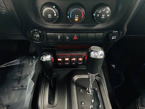 2014 Jeep Wrangler Unlimited 4WD 4dr Sport *GUARANTEED CREDIT... for sale in Streamwood, IL – photo 20