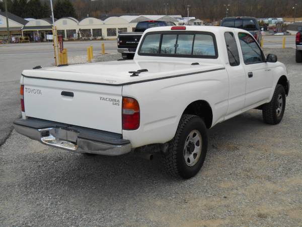 1998 Toyota Tacoma SR5 Xtracab 4WD - - by dealer for sale in York, PA – photo 4