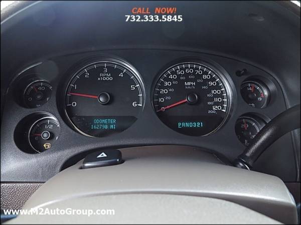 2007 GMC Yukon XL SLE 1500 4dr SUV - - by dealer for sale in East Brunswick, NY – photo 7