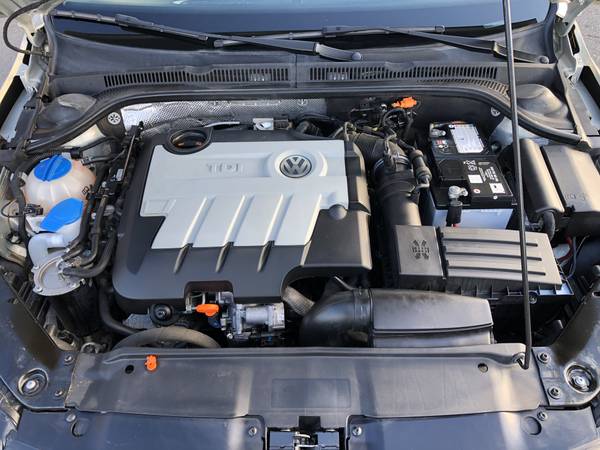 2012 Volkswagen Jetta TDI Premium for sale in Harrisonburg, VA – photo 22