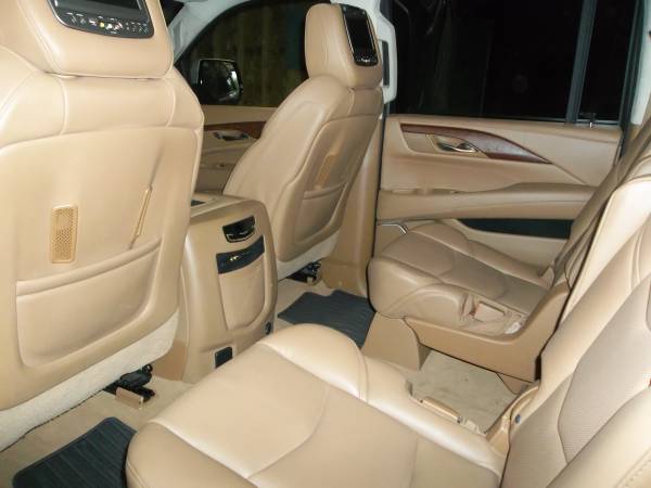 Cadillac Escalade - cars & trucks - by owner - vehicle automotive sale for sale in Hancock, WI – photo 12