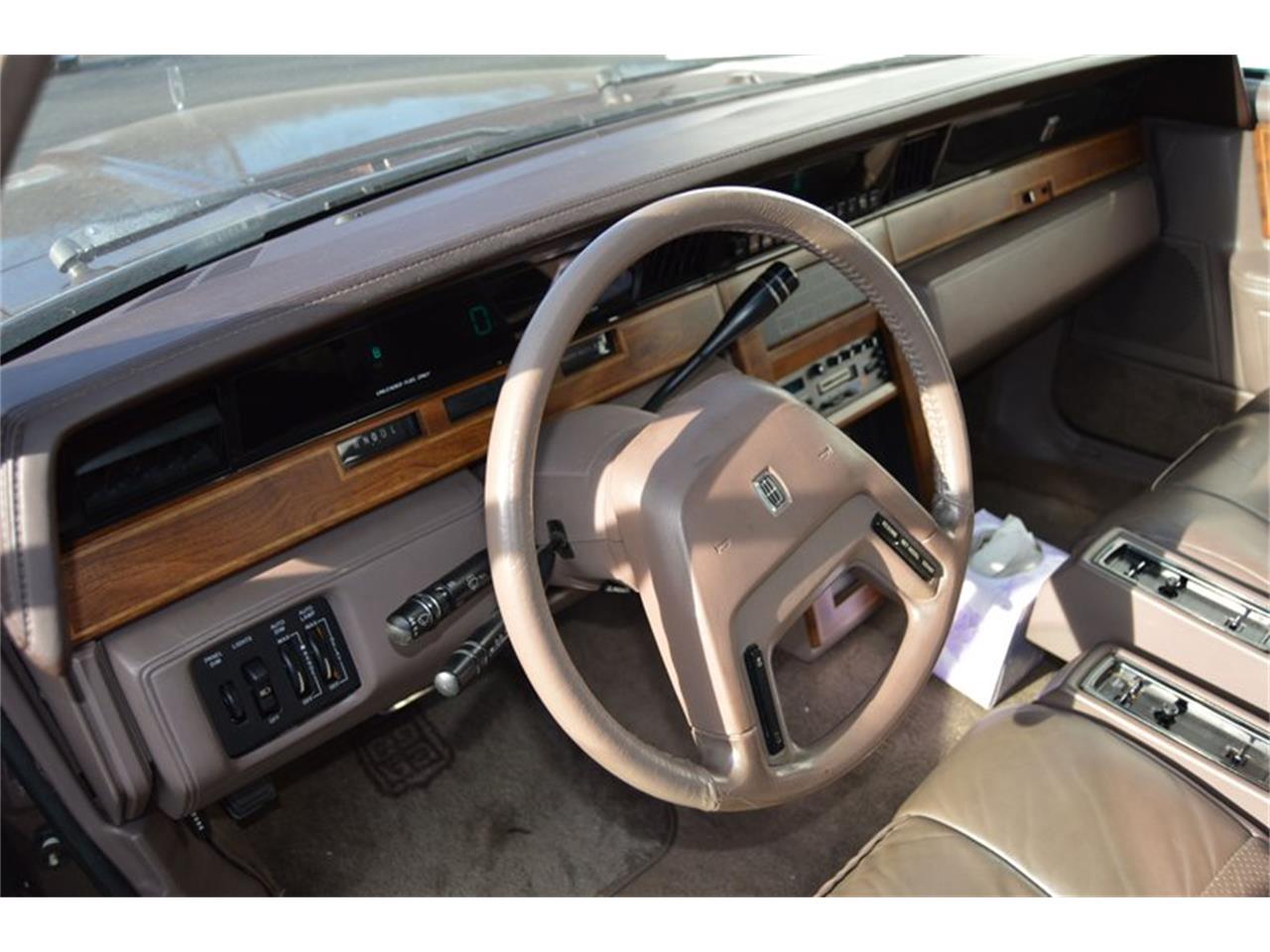 1987 Lincoln Continental for sale in Springfield, MA – photo 9