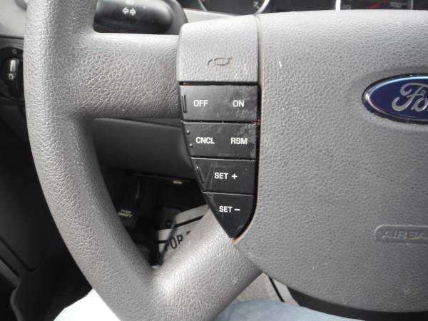 2005 FORD FIVE HUNDRED SE - - by dealer - vehicle for sale in Greenbrier, TN – photo 15