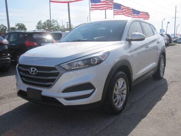 2016 Hyundai Tucson SE 4dr SUV w/Beige Seats - - by for sale in Bethany, OK – photo 8