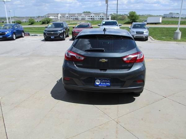 2017 Chevy Chevrolet Cruze LT hatchback Nightfall Gray Metallic for sale in Norwalk, IA – photo 7