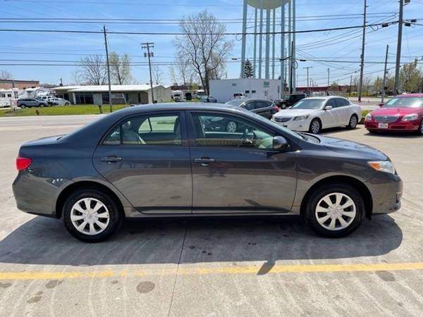 2009 Toyota Corolla LE - - by dealer - vehicle for sale in Medina, OH – photo 8