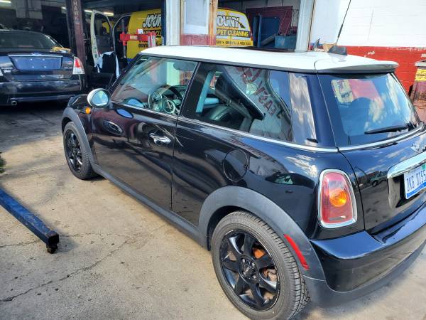 ! 2009 Mini Cooper! - - by dealer - vehicle for sale in Dearborn Heights, MI – photo 7