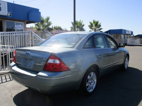 2005 FORD FIVE HUNDRED SEL - PARKING ASSIST - LEATHER SEATS DRIVES... for sale in Sacramento , CA – photo 2