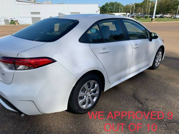 2020 TOYOTA COROLLA LE. SHOWROOM FLOOR CLEAN !!! LOW MILES! LIKE... for sale in Jackson, MS – photo 4