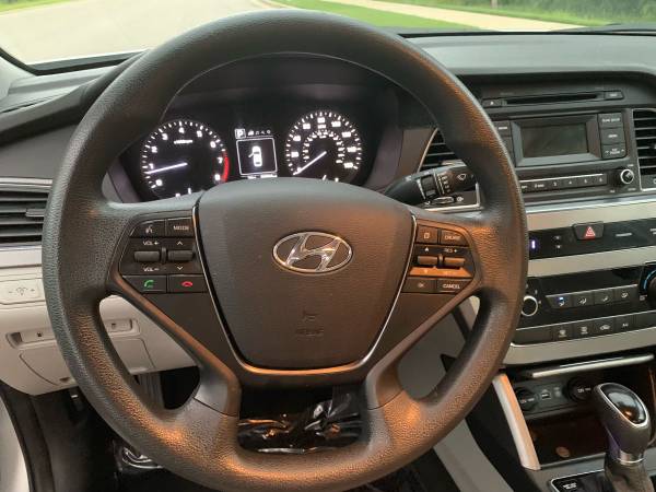 2017 Hyundai Sonata SE for sale in Collierville, TN – photo 15