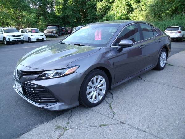 2018 Toyota Camry LE for sale in Clinton, MA – photo 7