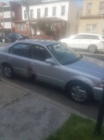 Honda civic 117 000 Miles clean for sale in Flushing, NY – photo 2
