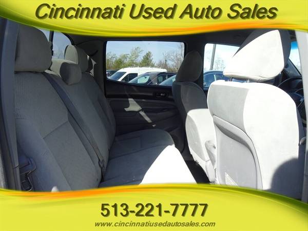 2010 Toyota Tacoma 4 0L V6 4X4 - - by dealer - vehicle for sale in Cincinnati, OH – photo 11