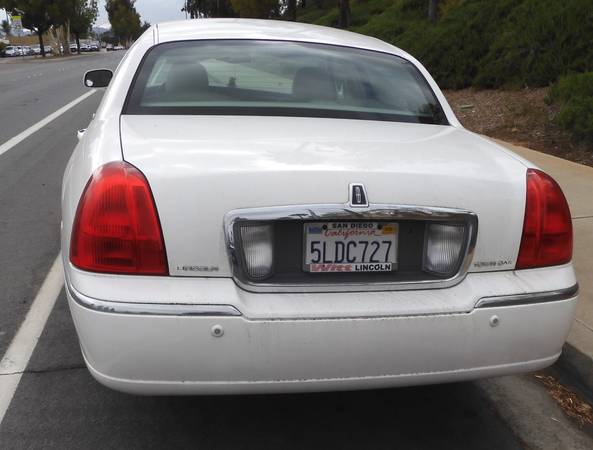 Lincoln Town Car Signature for sale in El Cajon, CA – photo 4