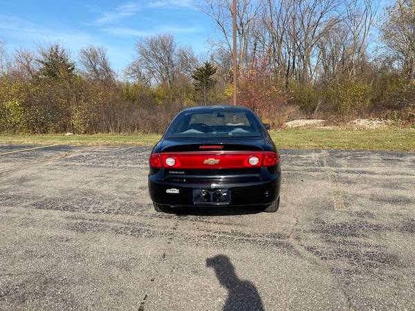 2004 Chevrolet Cavalier ONE OWNER NO ACCIDENTS - cars & trucks - by... for sale in Grand Blanc, MI – photo 6