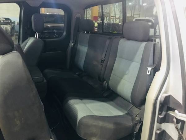 2004 Nissan Titan V8 SE King Cab,222k miles,Bluetooth,We accept all for sale in Cleveland, OH – photo 24