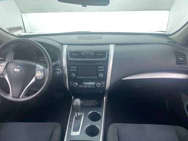 2015 Nissan Altima 2.5 SV Sedan 4D sedan White - FINANCE ONLINE -... for sale in Fort Collins, CO – photo 20