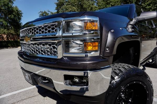 2014 Chevrolet Silverado *(( $25k Miles Custom )) Lifted Truck -... for sale in Austin, TX – photo 12