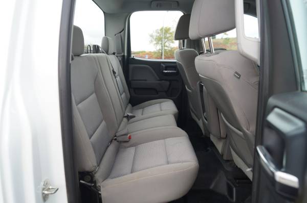 2015 GMC Sierra 2500 HD 4x4 - Double Cab Long Box - 4WD 6.0L V8... for sale in Dassel, MN – photo 11