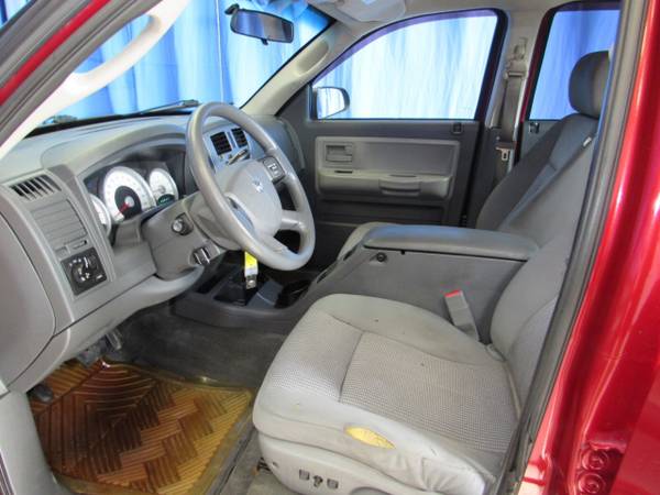 2007 Dodge Dakota 4WD Quad Cab 131 SLT - - by dealer for sale in Anchorage, AK – photo 18