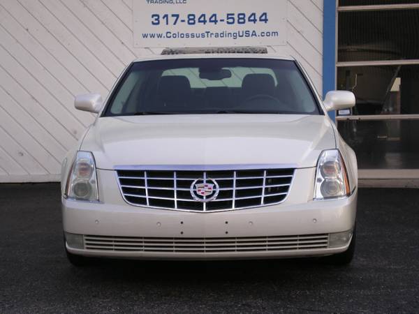 2009 CADILLAC DTS W/1SC, CLEAN CARFAX - - by dealer for sale in Carmel, IN – photo 2