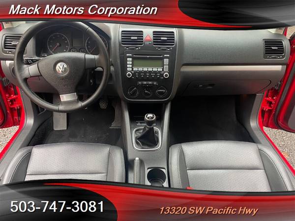 2008 Volkswagen Jetta SEL 1-Owner 5-SPD Moon Roof Heated Leather... for sale in Tigard, OR – photo 3