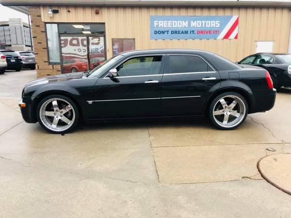 2006 CHRYSLER 300C - cars & trucks - by dealer - vehicle automotive... for sale in Lincoln, NE – photo 4