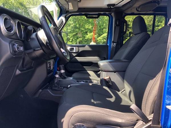 2020 Jeep Gladiator Hydro Blue Pearlcoat For Sale Great DEAL! for sale in Anderson, SC – photo 19