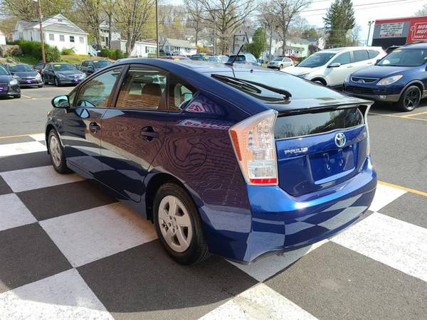 2011 Toyota Prius 5dr HB III (TOP RATED DEALER AWARD 2018 ! for sale in Waterbury, CT – photo 5