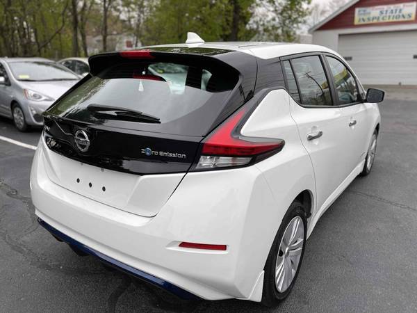 2018 Nissan LEAF S ALL ELECTRIC 151 MILES DC FAST CHARGING 16000 for sale in Walpole, MA – photo 8
