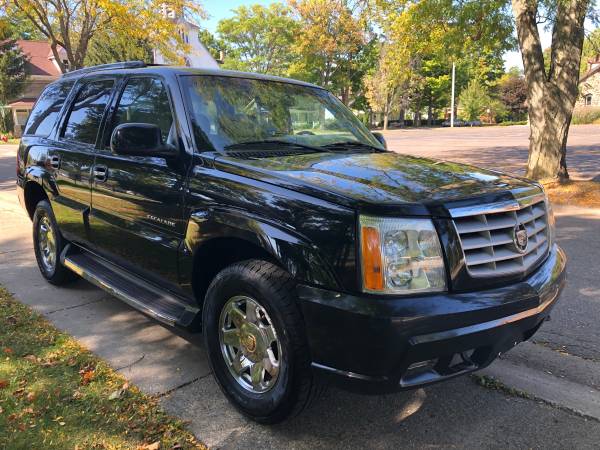 2002 CADILLAC ESCALADE LUXURY..ALL WHEEL DRIVE.. 6.0 L V8 for sale in Holly, OH – photo 3