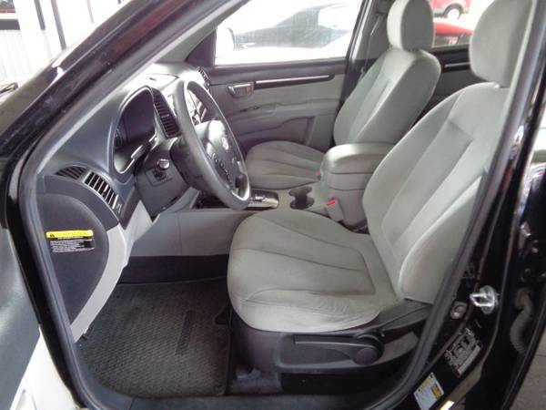 2009 Hyundai Santa Fe SUV - One Owner - No Accident History - Nice!... for sale in Gonzales, LA – photo 10