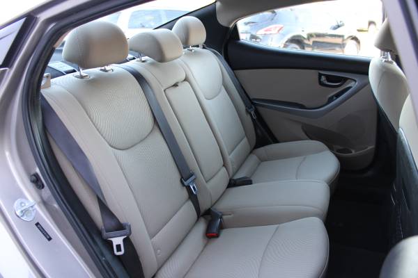 2015 Hyundai Elantra SE 4dr Sedan, Low Miles, Great on Gas - cars &... for sale in Omaha, IA – photo 16