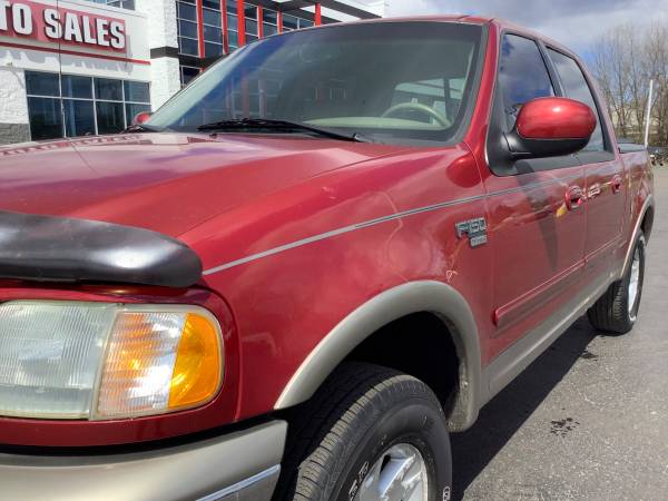 Reliable! 2002 Ford F-150! 4x4! Lariat! Crew Cab! Clean Carfax! for sale in Ortonville, MI – photo 10