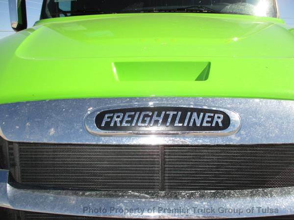 2020 *Freightliner* *New Cascadia* *72 Raised Roof* for sale in Tulsa, OK – photo 3