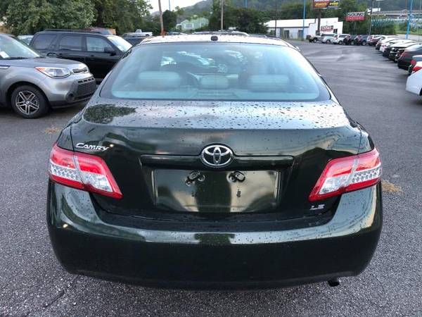 2010 Toyota Camry 4dr Sdn I4 Auto LE (Natl) - cars & trucks - by... for sale in Knoxville, TN – photo 6
