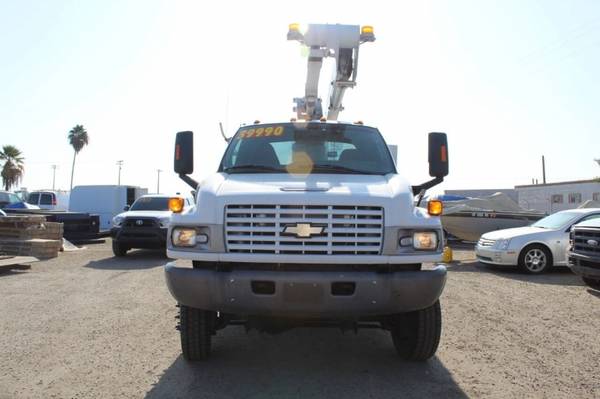2007 Chevrolet C4500 Bucket Utility Truck - - by for sale in Kingsburg, CA – photo 7