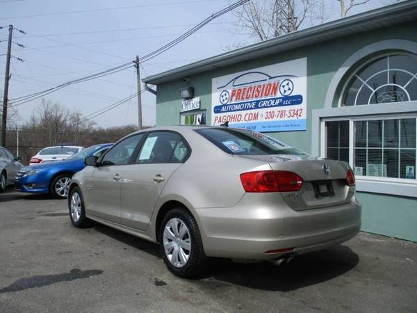2014 Volkswagen Jetta SE PZEV 4dr Sedan 6A - - by for sale in Youngstown, OH – photo 6