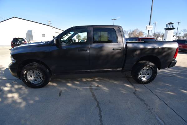 2016 RAM 1500 Tradesman G1082A - cars & trucks - by dealer - vehicle... for sale in Morton, IL – photo 22
