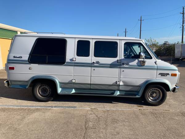 1994 Chevrolet G-20 Van-Camper Conversion for sale in Kyle, TX – photo 16