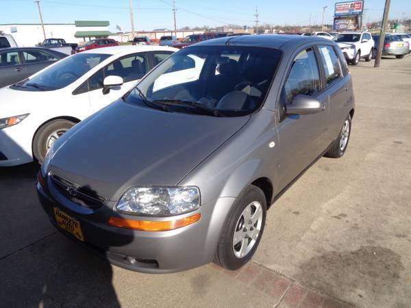 2008 Chevrolet Aveo5 LS - cars & trucks - by dealer - vehicle... for sale in Marion, IA – photo 13