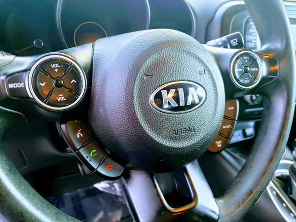 2015 KIA SOUL 1-OWNER GAS SAVER 3 MONTH WARRANTY - cars & for sale in Front Royal, VA – photo 15