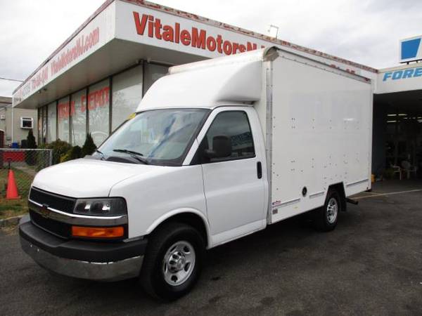 2014 Chevrolet Express Commercial Cutaway 3500 * 14 CUBE VAN, SIDE... for sale in south amboy, KS – photo 2