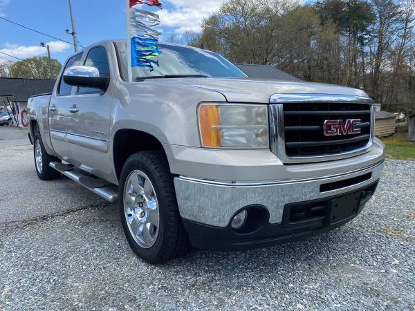 2009 GMC Sierra 1500 SLE 4x4 4dr Crew Cab 5 8 ft SB for sale in Walkertown, NC – photo 4