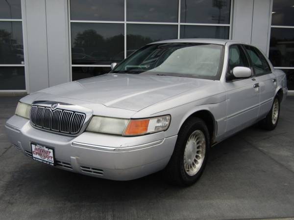 2000 *Mercury* *Grand Marquis* *LS* - cars & trucks - by dealer -... for sale in Council Bluffs, NE – photo 3