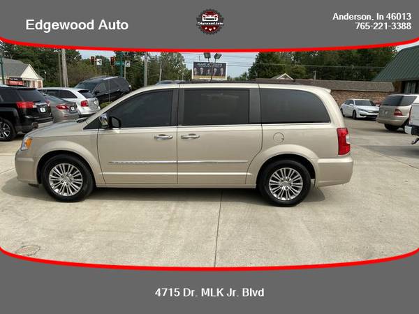 Chrysler Town & Country - BAD CREDIT BANKRUPTCY REPO SSI RETIRED... for sale in Anderson, IN – photo 8