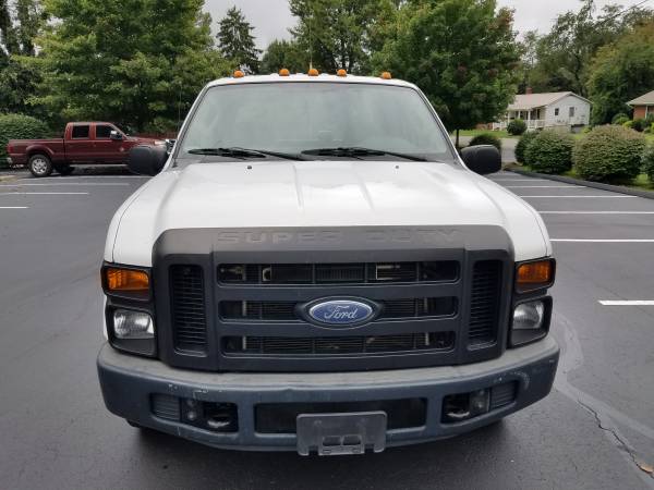 08' Ford F-350 Super Duty-Dually Crew Cab,V-10 Gas Engine-1... for sale in Candler, NC – photo 4